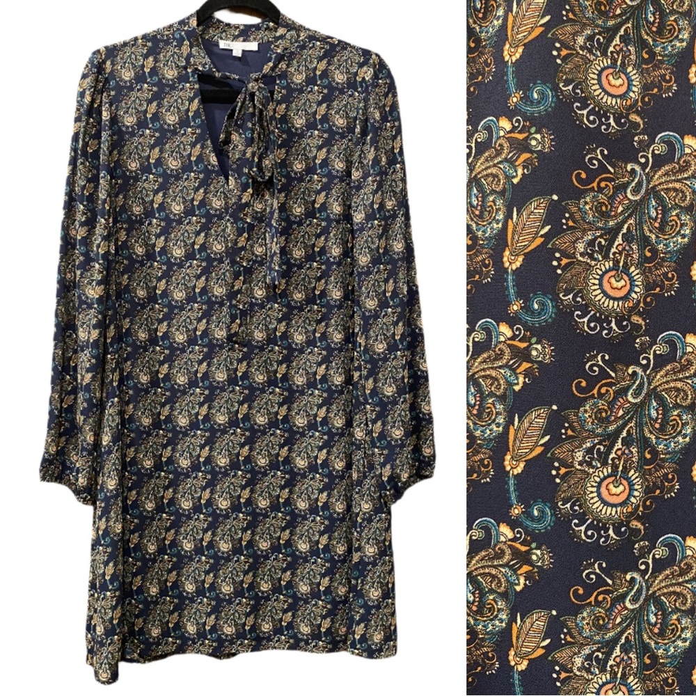 DR2 Paisley Shift Dress Size Medium Long Sleeve Neck Tie Career Corporate Church